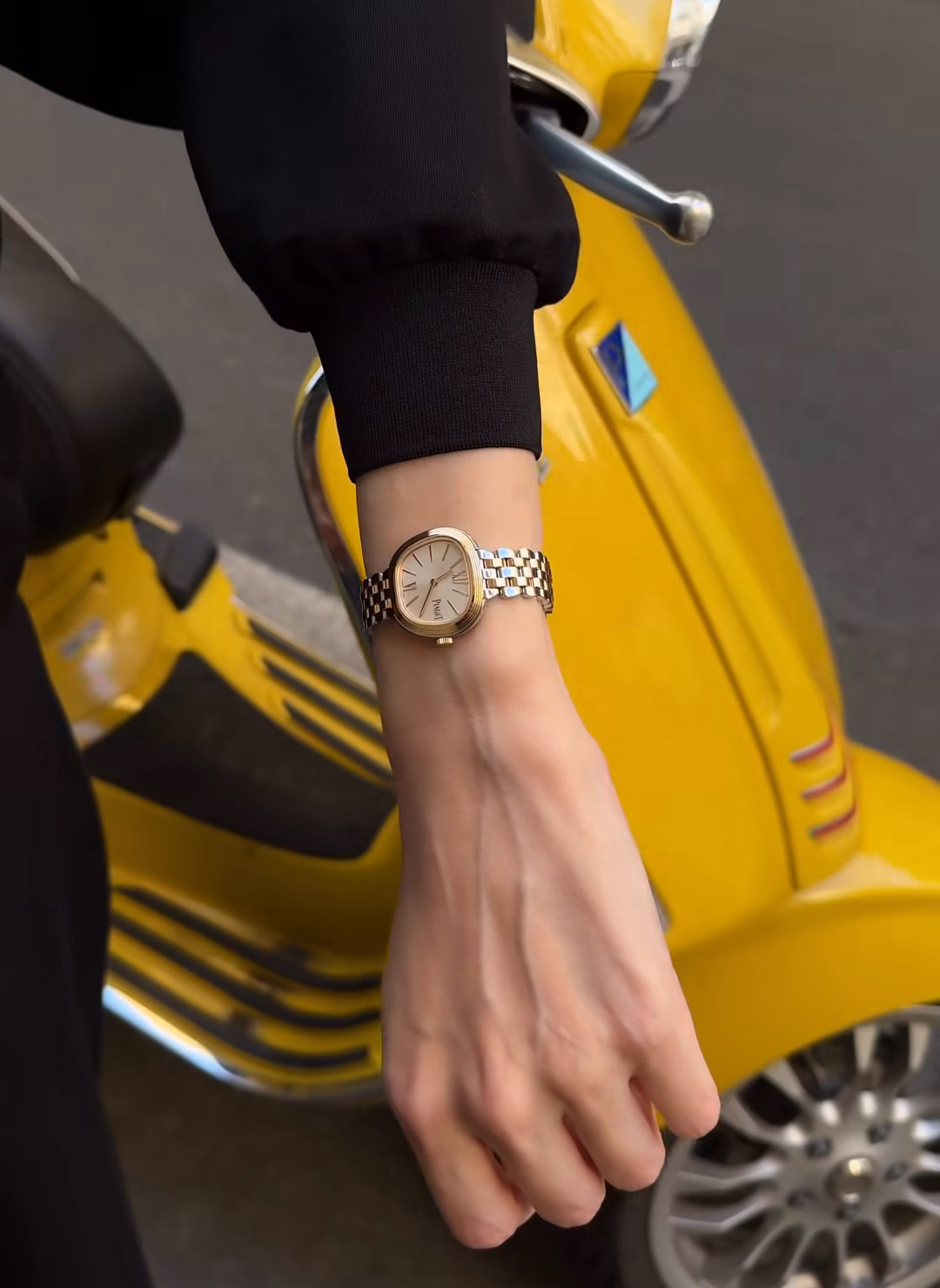 The Best Watch Gifts for Women: Exceptional Timepieces 23 Piaget Sixtie Watch Best Watch Gifts For Women