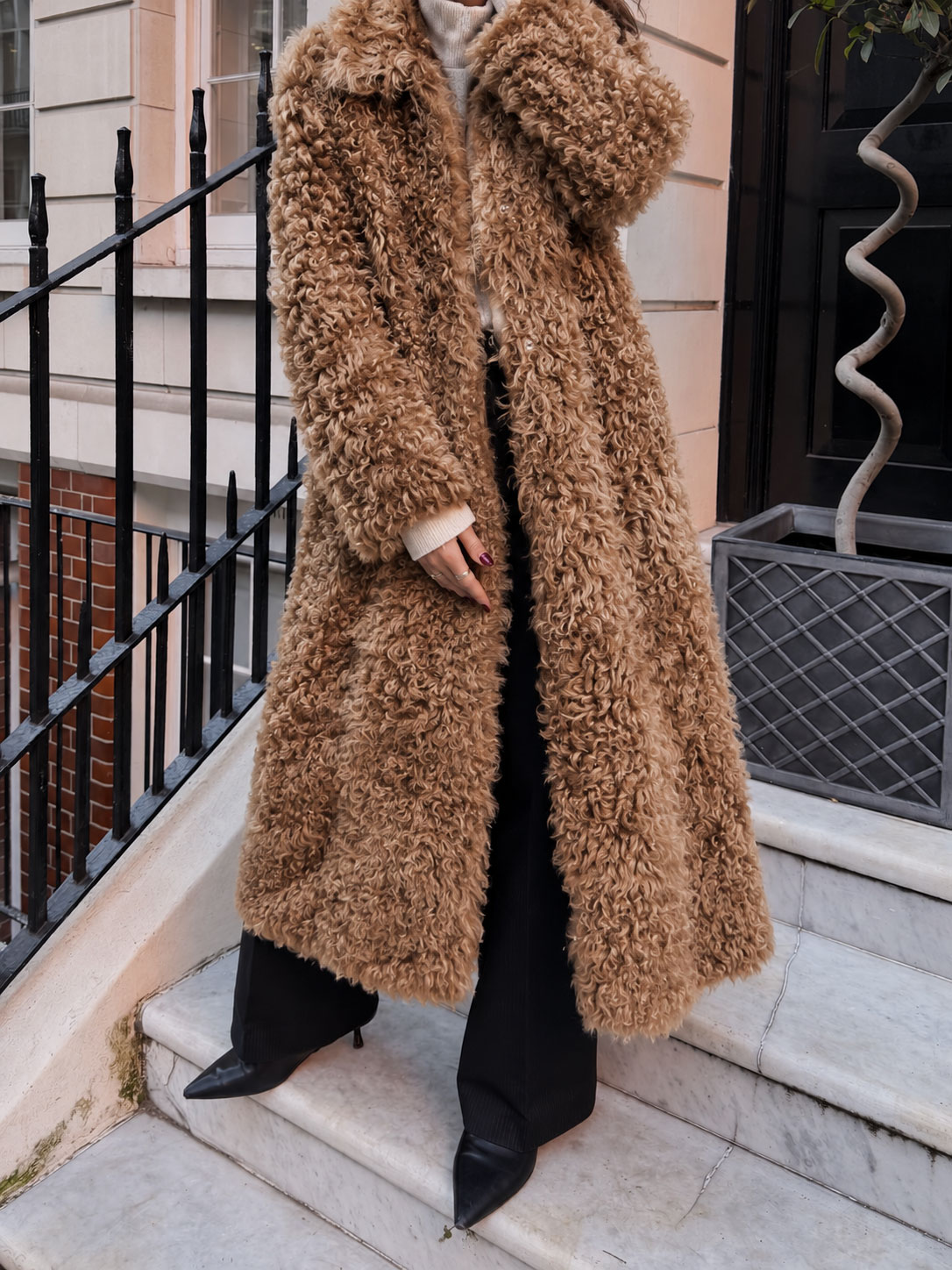 Designer Shearling Coats For Women in Camel Brown Designer Shearling Coats For Women In Camel Brown